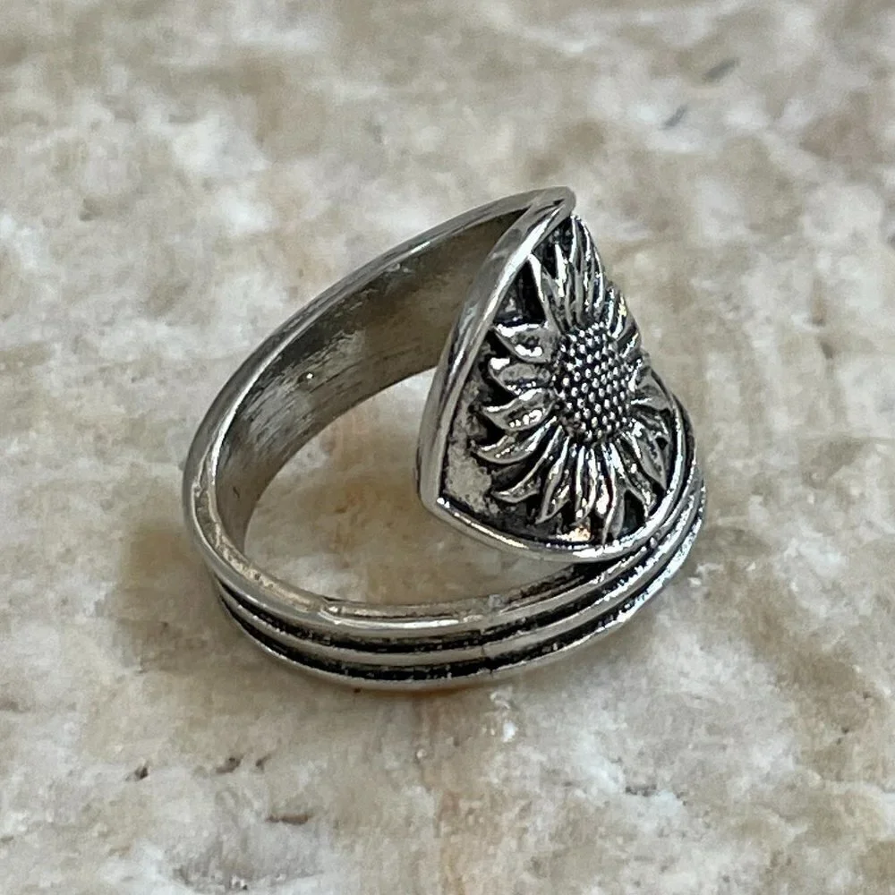 Boho Floral Daisy or Sunflower Spoon Ring #764 - Picture 7 of 10